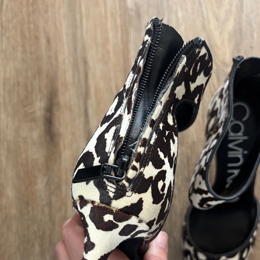 Calvin Klein Leopard-Pattern Pointed-Toe Heels - image 6
